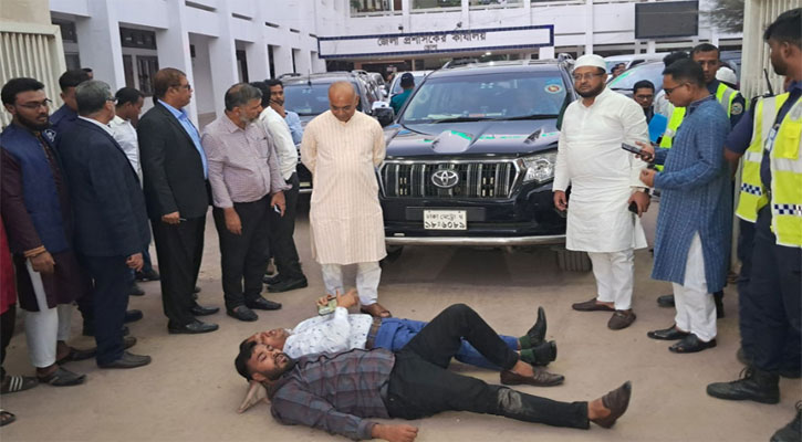 ভোলায় তিন উপদেষ্টা অবরুদ্ধ, পরে মুক্ত