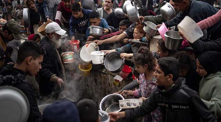 গাজায় অনাহারে একদিনে ১৫ জনের মৃত্যু
