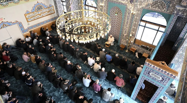 নিউইয়র্কে অনুমতি ছাড়াই আজান সম্প্রচার করতে পারবে মসজিদগুলো