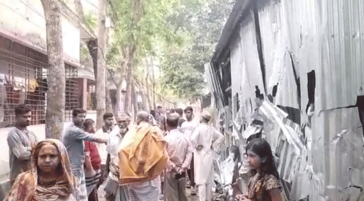 ফরিদপুরে ঈদের দিনে দুই পক্ষের সংঘর্ষ, আহত ১০