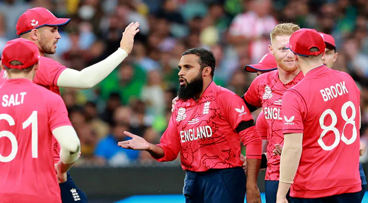 অল্পতে শেষ হওয়ার শঙ্কায় পাকিস্তান