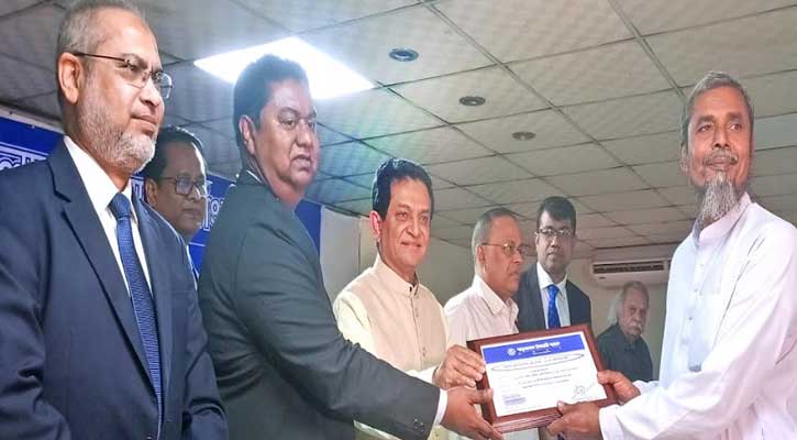 ফরিদপুরে কৃষকদের মাঝে কৃষি বিনিয়োগ প্রদান করল এসজেআইবিএল 