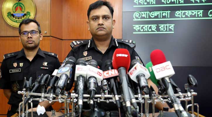 ‘ধর্ষণের পর ধামাচাপা দিতে ভয়ভীতি দেখিয়েছেন ভণ্ডপীর’