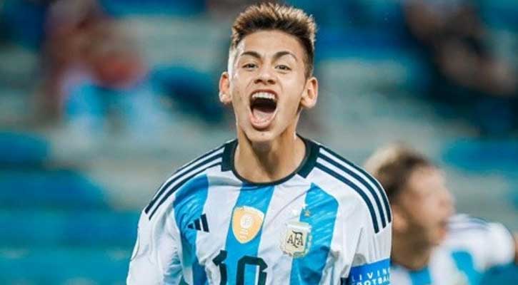 এচেভেরির মধ্যে মেসি-ম্যারাডোনার সংমিশ্রণ