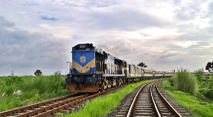 ইঞ্জিন বিকল, উত্তরবঙ্গের সঙ্গে ঢাকার রেল যোগাযোগ বন্ধ