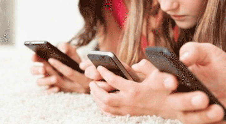 স্মার্টফোনে এই ২১ অ্যাপ থাকলেই বিপদ