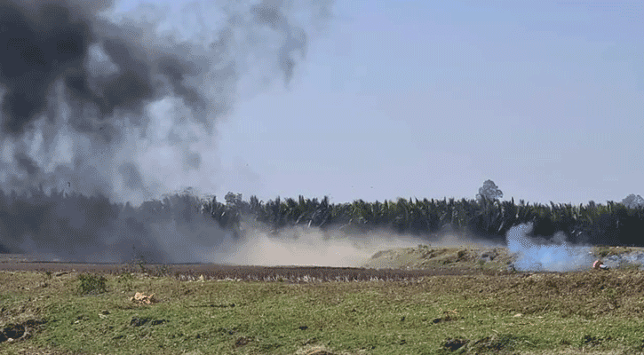 হঠাৎ ২১ মর্টার শেলের বিস্ফোরণে কাঁপল টেকনাফ সীমান্ত