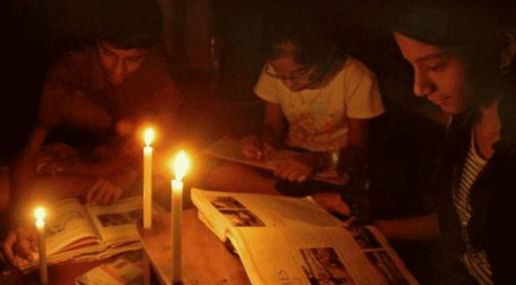 গ্রীষ্মের আগেই বিদ্যুৎ নিয়ে ভোগান্তিতে গ্রামের মানুষ