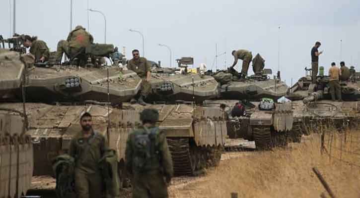 ইসরায়েলে আক্রমণের প্রস্তুতি ইরানের, যুক্তরাষ্ট্রকে বলছে ‘সরে থাকতে’