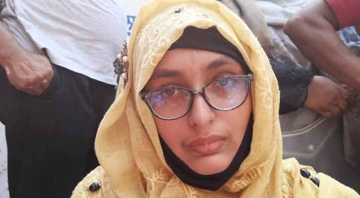 এক মিনিটের জন্য বিসিএসের স্বপ্ন শেষ, কান্না থামছেই না পরীক্ষার্থীর