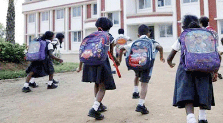 শিক্ষাপ্রতিষ্ঠান খুলল, প্রাথমিকে ক্লাসের সময় কমল