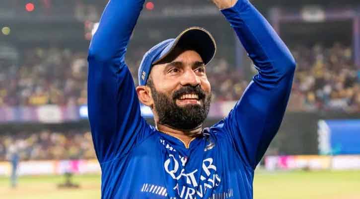 কোহলিদের কোচ হলেন দীনেশ কার্তিক