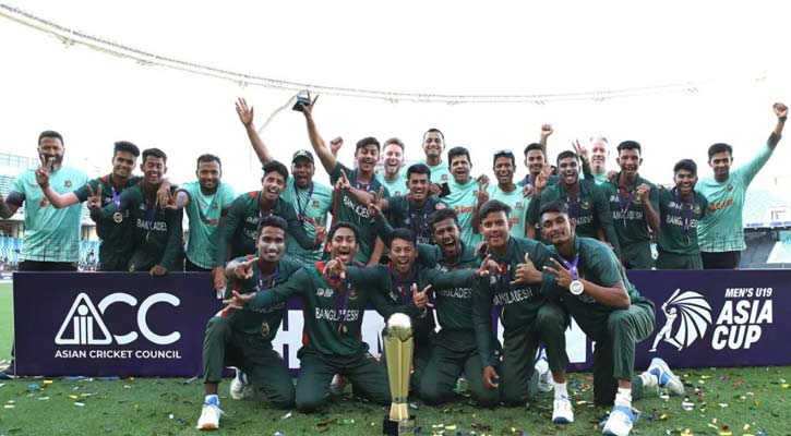 এশিয়ার চ্যাম্পিয়নদের ৫০ লাখ টাকা পুরস্কারের ঘোষণা ক্রীড়া উপদেষ্টার