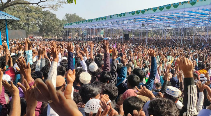 লালমনিরহাটে আজহারীর মাহফিলে চুরির ঘটনায় ২২ নারীসহ আটক ২৩