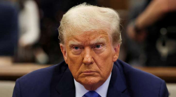 প্রথম দিনেই অভিবাসী তাড়ানোর হুঁশিয়ারি ট্রাম্পের