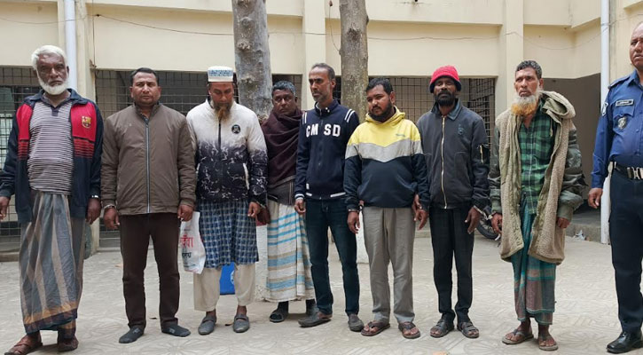 জামালপুরে সাবেক মেয়রের বাড়িতে গোপন বৈঠক, আটক ৮