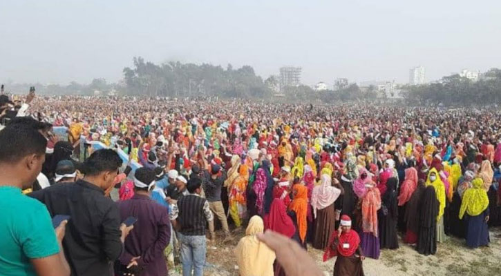 কর্মহীন অর্ধ লক্ষ পোশাক শ্রমিকের মানবেতর জীবনযাপন 