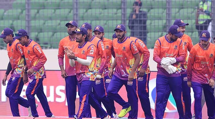 টাকা না পাওয়ায় দেশে ফিরতে পারছেন না রাজশাহীর বিদেশি ক্রিকেটাররা