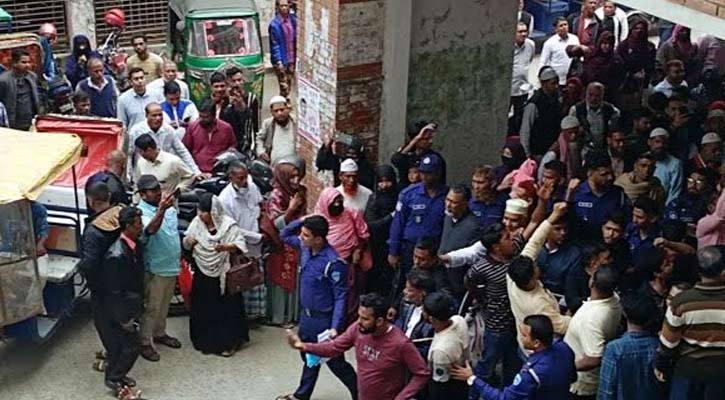 আদালত প্রাঙ্গণে ‘জয় বাংলা’ স্লোগান, ২ জনকে গণপিটুনি 