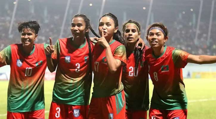 একুশে পদক পাচ্ছেন জাতীয় নারী ফুটবল দল