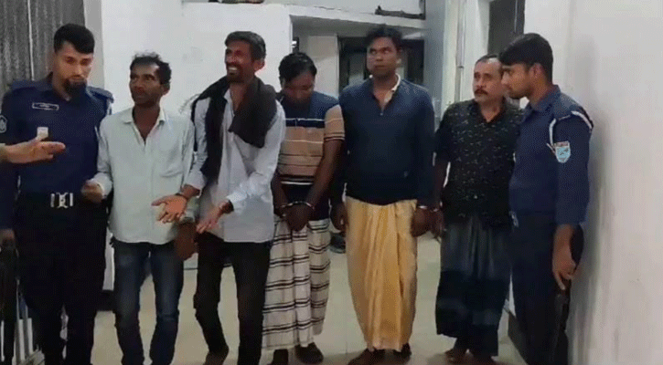 সাভারে পুলিশের পৃথক অভিযানে ডাকাত দলের সদস্যসহ গ্রেফতার ৬