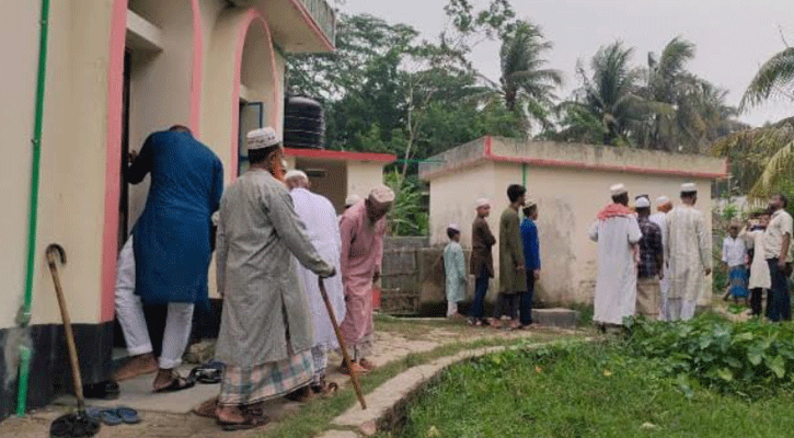 পিরোজপুরে ১০ গ্রামে রোজা আজ