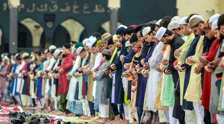 তারাবির নামাজে শুরু সংযম, আত্মশুদ্ধি ও ত্যাগের মাস 