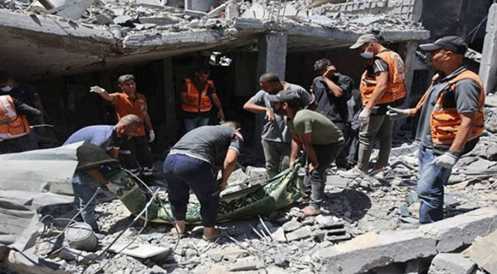 গাজায় ধ্বংসস্তূপে মিলল আরও ২৩ লাশ, নিহত ৪৮ হাজার ৪০০ ছাড়িয়েছে