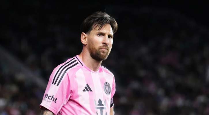 খেলবেন না মেসি, দর্শকদের জন্য ‘ফ্রি টিকেট’