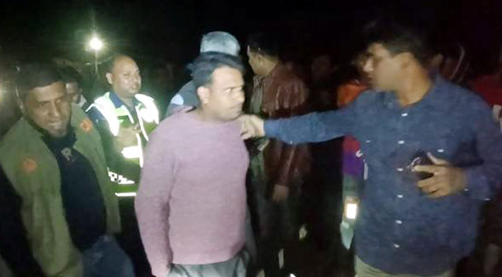 মোটরসাইকেল ছিনতাইয়ের অভিযোগে এএসআই বরখাস্ত