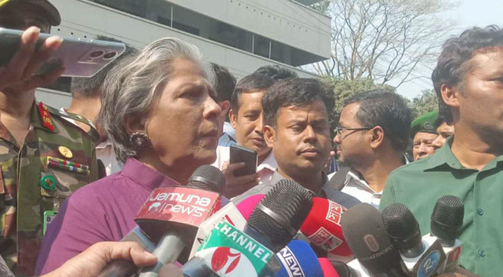 আট বছরের মেয়ের গায়ে হাত দিল, এটা কাপুরুষের দেশ হয়ে গেল?