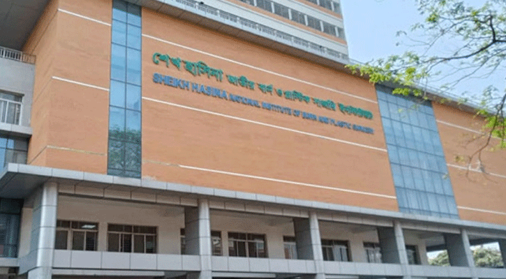 চাঁদপুরে গ্যাসের চুলা থেকে অগ্নিকাণ্ড, একই পরিবারের ৬ জন দগ্ধ