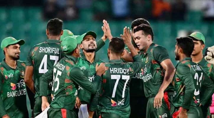 ‘জিম্বাবুয়ের সঙ্গে খেলে ভক্তদের চোখে ধুলো দিতে পারবে বাংলাদেশ’