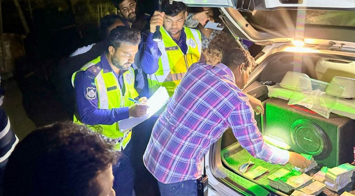 ৩৬ লাখ টাকাসহ এলজিইডি প্রকৌশলী আটক