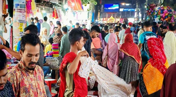 যান চলাচল বন্ধের সুযোগ নিয়েছে ভাসমান দোকান, পুলিশের নাম ভাঙিয়ে চাঁদাবাজির অভিযোগ 