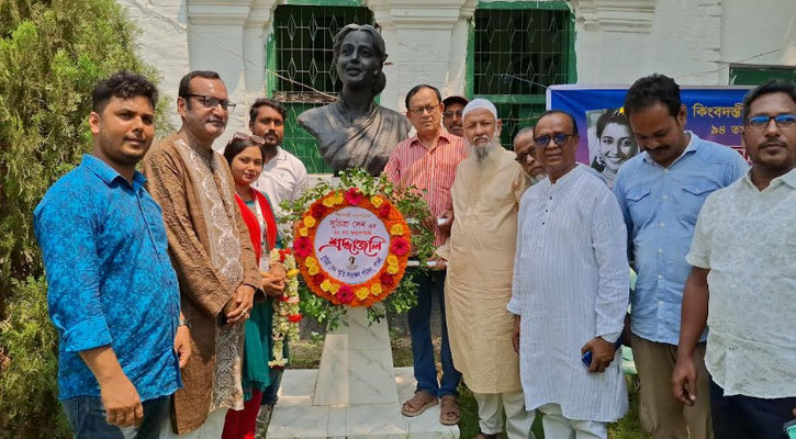 পাবনায় সুচিত্রা সেনের পৈতৃক বাড়িতে সংগ্রহশালা করার দাবি
