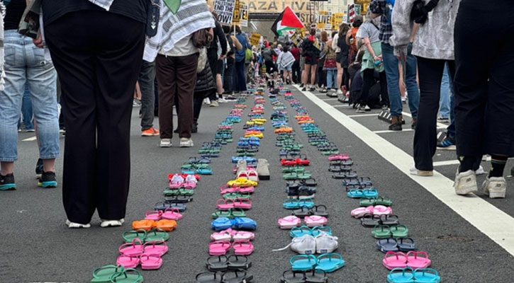 ইসরায়েলি গণহত্যার বিরুদ্ধে হোয়াইট হাউসের সামনে বিক্ষোভ