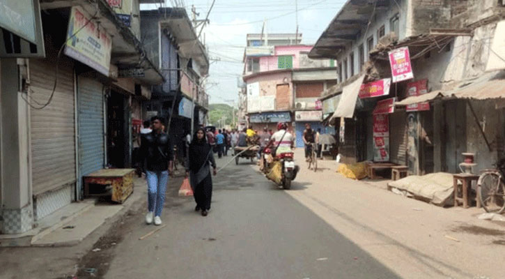 গাজার সমর্থনে যশোরে স্বতঃস্ফূর্ত হরতাল