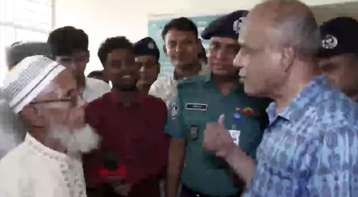 ৪ বিয়ে করে বিপাকে বৃদ্ধ, থানায় দেখা স্বরাষ্ট্র উপদেষ্টার সঙ্গে