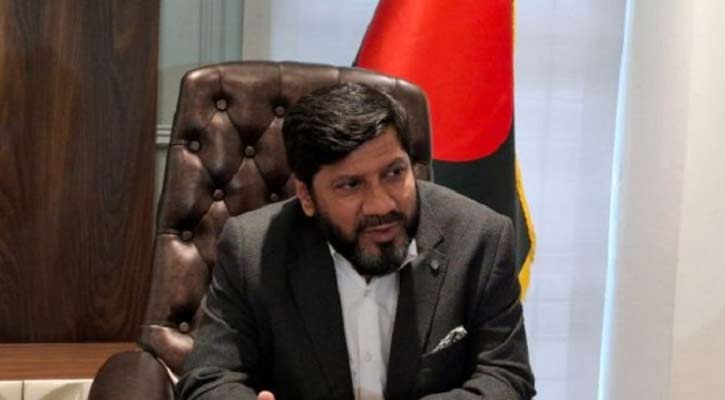 বিএসইসির চেয়ারম্যানের পদত্যাগ দাবিতে প্রধান উপদেষ্টাকে চিঠি