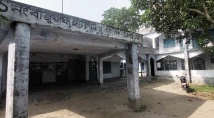 রাজশাহীতে ইউনিয়ন পরিষদের সেবা নিয়ে দুর্ভোগে জনগণ