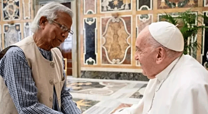 পোপের শেষকৃত্যে যোগ দিতে দোহা থেকেই রোমে যাচ্ছেন প্রধান উপদেষ্টা