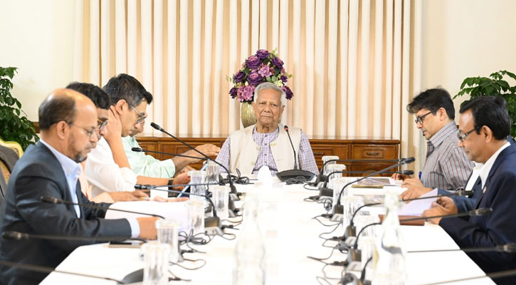 চট্টগ্রাম বন্দরের সক্ষমতা বৃদ্ধির উদ্যোগ ত্বরান্বিত করতে প্রধান উপদেষ্টা নির্দেশ