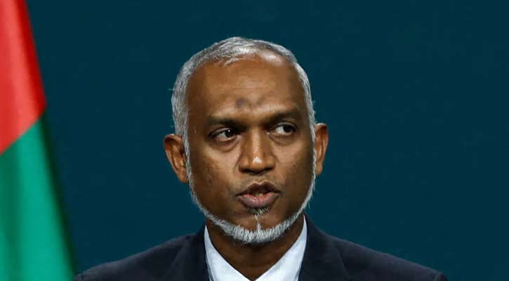 টানা ১৫ ঘণ্টা সংবাদ সম্মেলন করে মুইজ্জুর রেকর্ড  