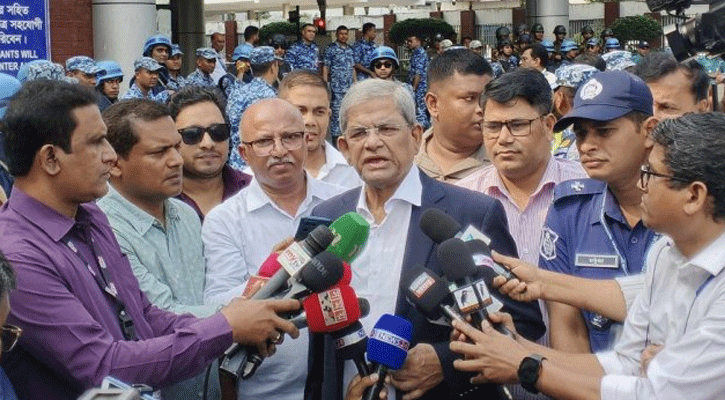 খালেদা জিয়ার ফিরে আসা গণতন্ত্র উত্তরণকে সহজ করবে