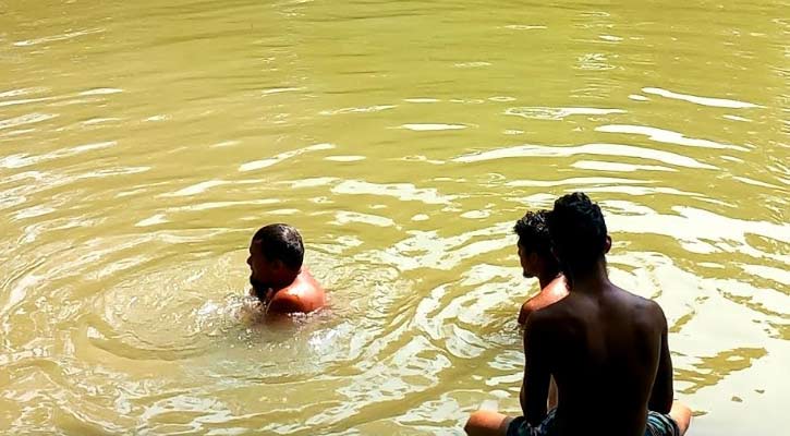 কাঁঠালিয়ার তিন ইউনিয়নে বিশুদ্ধ পানির অভাব, দুর্ভোগে অর্ধলক্ষ মানুষ