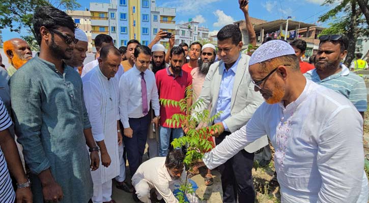 রূপগঞ্জে ১০ হাজার বৃক্ষরোপন কাজের উদ্বোধন 