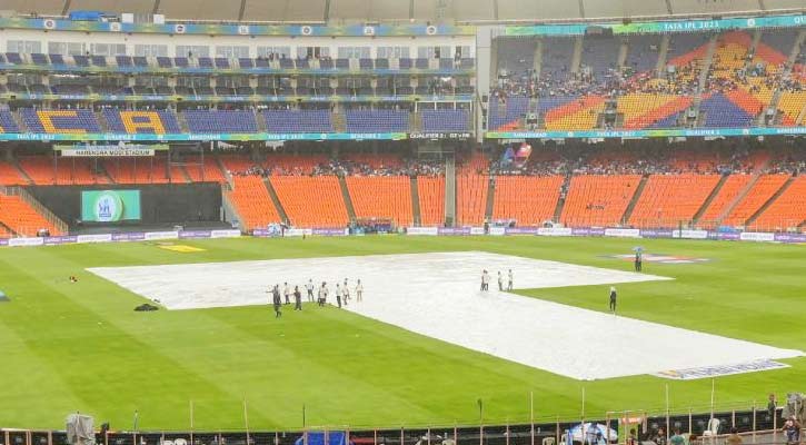 আইপিএলের ফাইনাল বৃষ্টিতে ভেসে গেলে শিরোপা জিতবে কারা?