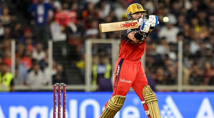 বেঙ্গালুরুকে দুইশ’র আগেই থামালো পাঞ্জাব, শিরোপার অপেক্ষায় কোহলি