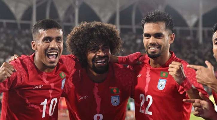 হামজার গোলে এগিয়ে বাংলাদেশ 